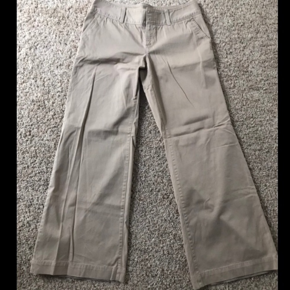 Victoria’s Secret London Jean wide-leg khakis